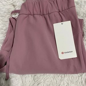 NWT Lululemon joggers
